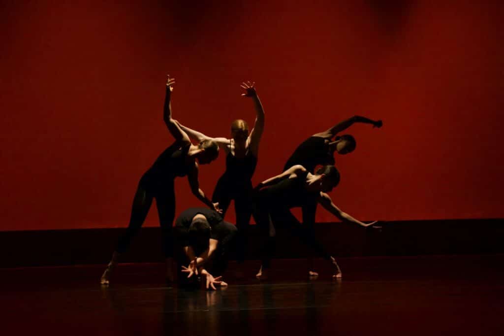 Group of ballet dancers